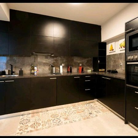 Romantic Jacuzzi Apartment Atenas Exterior foto